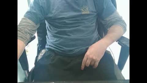 Snapshot of enriquexxx21xxx chatting on December 7, 11:51 am enriquexxx21xxx online show from December 7, 11:51 am