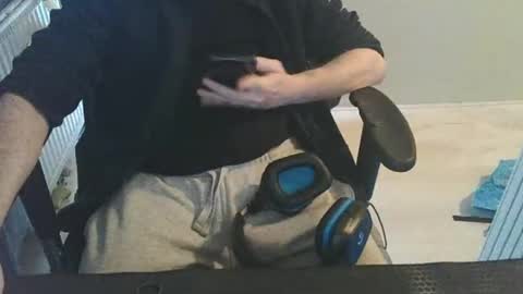 Snapshot of enriquexxx21xxx chatting on December 19, 10:02 am enriquexxx21xxx online show from December 19, 10:02 am