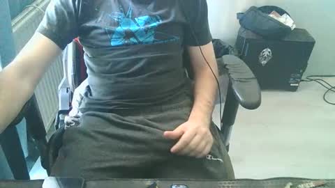 Snapshot of enriquexxx21xxx chatting on September 12, 3:01 pm enriquexxx21xxx online show from September 12, 3:01 pm