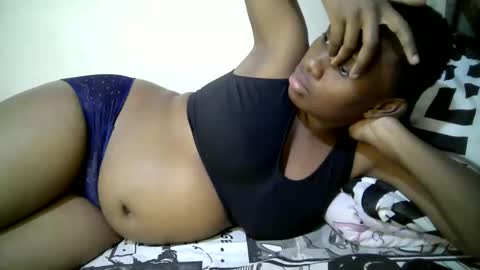 Ell online show from April 7, 7:25 pm