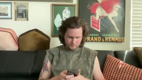 Snapshot of entreporneur chatting on September 12, 9:37 pm FOLLOW JOIN MY CULT online show from September 12, 9:37 pm