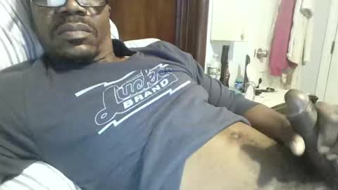 Snapshot of envyme2017 chatting on December 23, 6:22 am Envyme2017 online show from December 23, 6:22 am