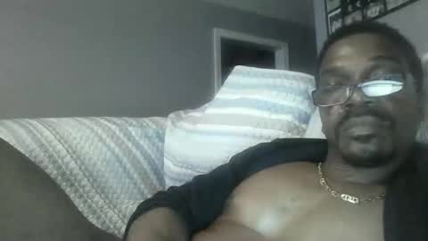 Snapshot of envyme2017 chatting on February 10, 12:30 am Envyme2017 online show from February 10, 12:30 am