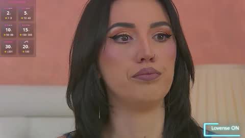 Snapshot of enyahazell chatting on October 17, 6:43 pm enyahazell online show from October 17, 6:43 pm