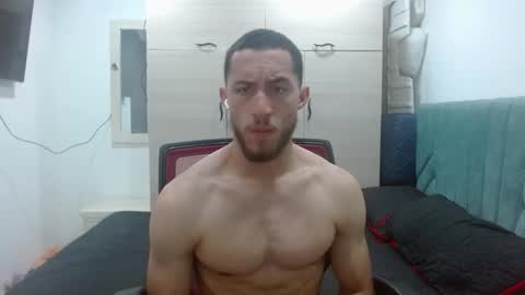enzo_savage online show from November 18, 6:01 pm