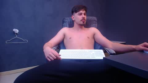 EnzoRace online show from February 5, 6:29 am