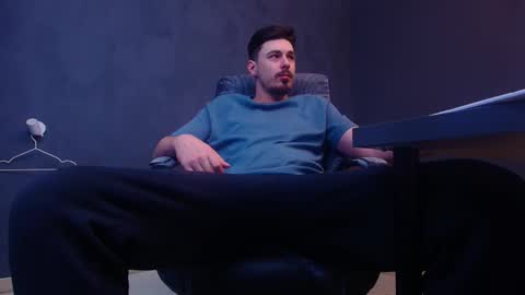 EnzoRace online show from February 11, 6:29 am