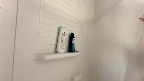 Snapshot of eofficiall chatting on February 7, 9:47 am Eve online show from February 7, 9:47 am