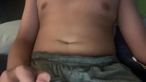 Snapshot of ep1516 chatting on October 31, 7:42 am ep1516 online show from October 31, 7:42 am