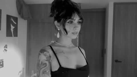 Leyla online show from January 9, 1:19 am