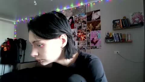 Snapshot of epifaniapaolino chatting on January 9, 7:44 am Lucy NEXT STREAM January 5 HNY online show from January 9, 7:44 am