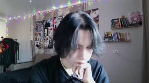 Snapshot of epifaniapaolino chatting on January 16, 9:57 am Lucy NEXT STREAM January 5 HNY online show from January 16, 9:57 am