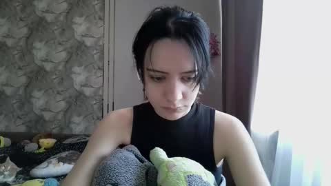 Snapshot of epifaniapaolino chatting on February 5, 7:35 am Lucy NEXT STREAM January 5 HNY online show from February 5, 7:35 am