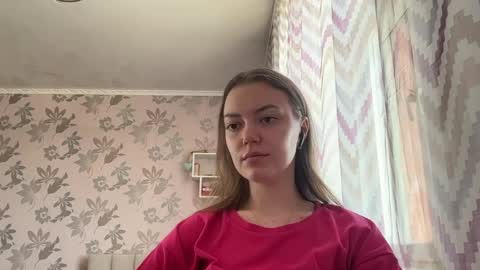 Lily online show from April 28, 1:26 am
