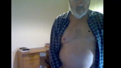 erasmus_d online show from October 23, 5:33 pm