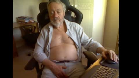 erasmus_d online show from March 19, 5:39 pm