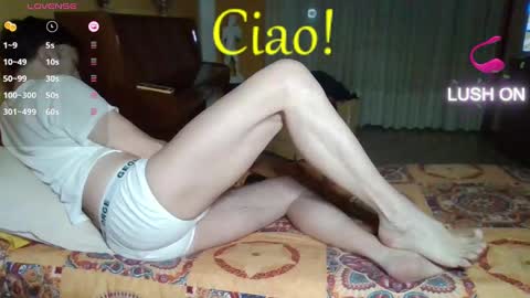 Snapshot of erbadivetro chatting on February 23, 2:18 am erbadivetro online show from February 23, 2:18 am