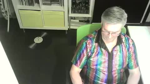 ErBee62 online show from February 6, 10:32 pm