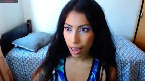 Snapshot of eren_mikasa chatting on November 9, 12:58 pm sofia online show from November 9, 12:58 pm