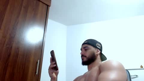 eren_smith online show from May 16, 11:53 am
