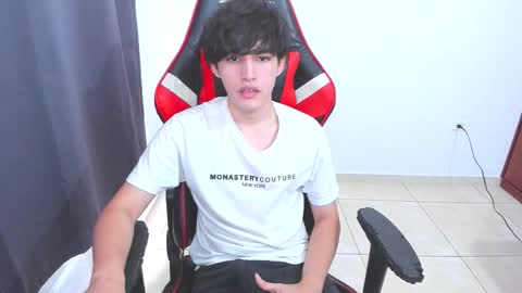 eren_tatakae online show from October 24, 6:15 pm