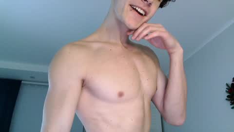 Snapshot of eric_crush chatting on December 3, 3:52 am Eric Crush online show from December 3, 3:52 am
