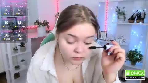 erica_love_ online show from January 13, 6:40 am