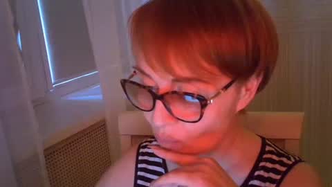 Snapshot of erica_lynn chatting on April 20, 2:20 pm erica_lynn online show from April 20, 2:20 pm