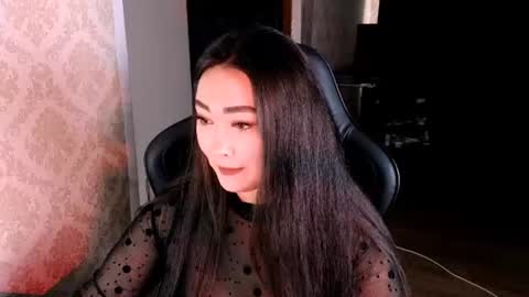 Erica Wayne online show from July 3, 5:03 am