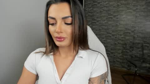 Riaaa online show from October 4, 3:48 am