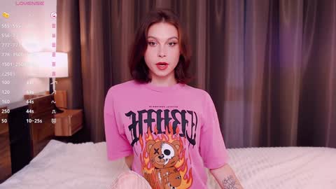 Snapshot of ericaglam chatting on December 15, 11:45 am Erica online show from December 15, 11:45 am