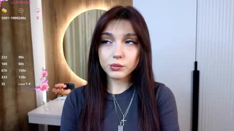 Dina online show from February 11, 1:54 am