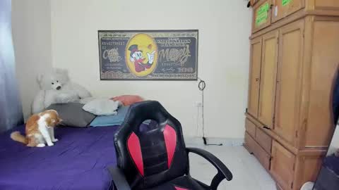 Snapshot of erick_de_rossee chatting on January 5, 7:28 pm erick_de_rossee online show from January 5, 7:28 pm