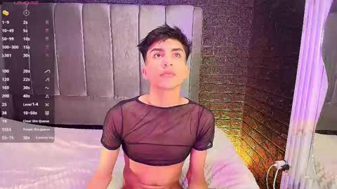 Snapshot of erick_velveth chatting on December 18, 5:24 am erick online show from December 18, 5:24 am