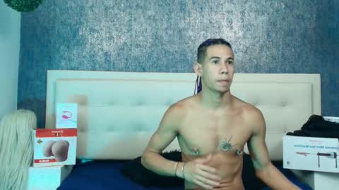 Snapshot of erick_zhimerman chatting on September 19, 3:52 am   online show from September 19, 3:52 am