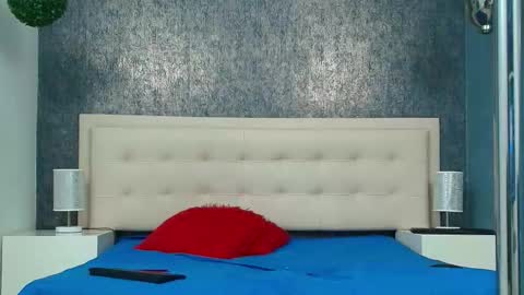   online show from December 15, 4:06 am