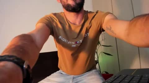 Snapshot of erickpritz_xh chatting on March 26, 2:28 am erickpritz_xh online show from March 26, 2:28 am