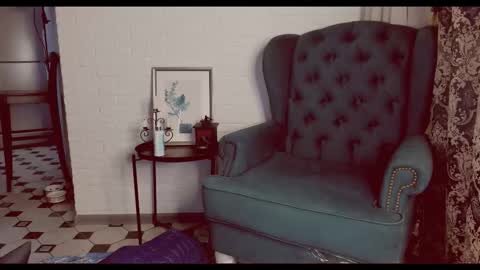 Snapshot of ericnortman chatting on February 15, 9:33 pm Eric online show from February 15, 9:33 pm