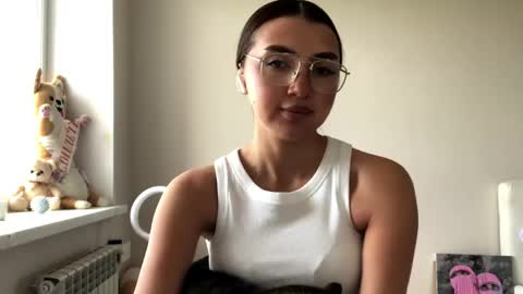 Vanessa online show from June 8, 6:03 am