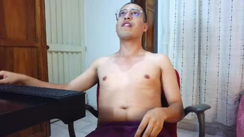 Eriick online show from May 11, 1:33 am