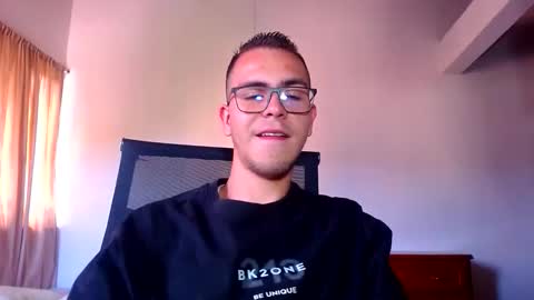 Erik rodriguez online show from September 14, 8:30 pm