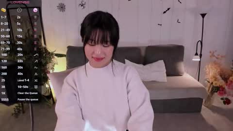 erika_kim online show from October 24, 5:48 am