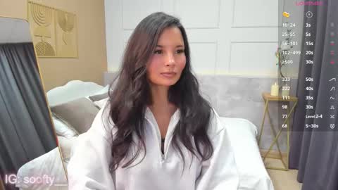 Erika online show from November 18, 5:23 am