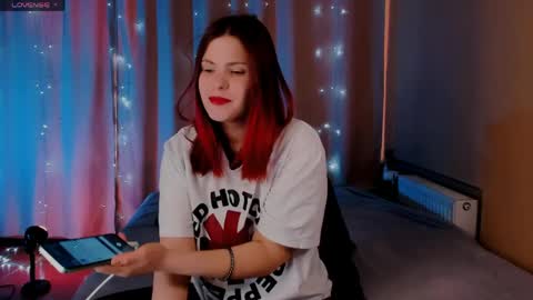 Snapshot of erika_with_love chatting on April 12, 3:33 am Erika online show from April 12, 3:33 am