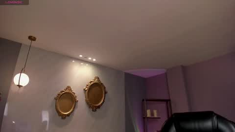 Erika Benz online show from October 12, 12:15 pm