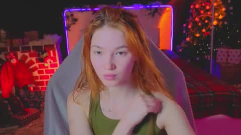 Snapshot of erikabrian chatting on December 20, 9:49 am erikabrian online show from December 20, 9:49 am