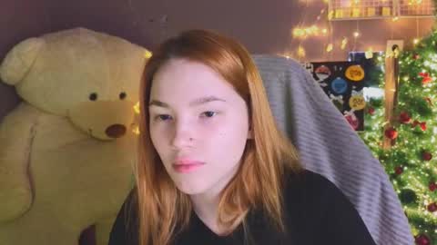 Snapshot of erikabrian chatting on December 21, 3:35 am erikabrian online show from December 21, 3:35 am