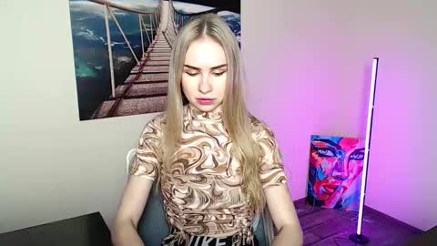 Erika online show from May 19, 12:00 pm