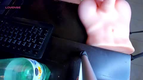 Erika online show from March 9, 9:24 am