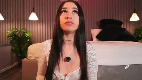 Snapshot of eriklein chatting on February 19, 8:05 pm Eri online show from February 19, 8:05 pm